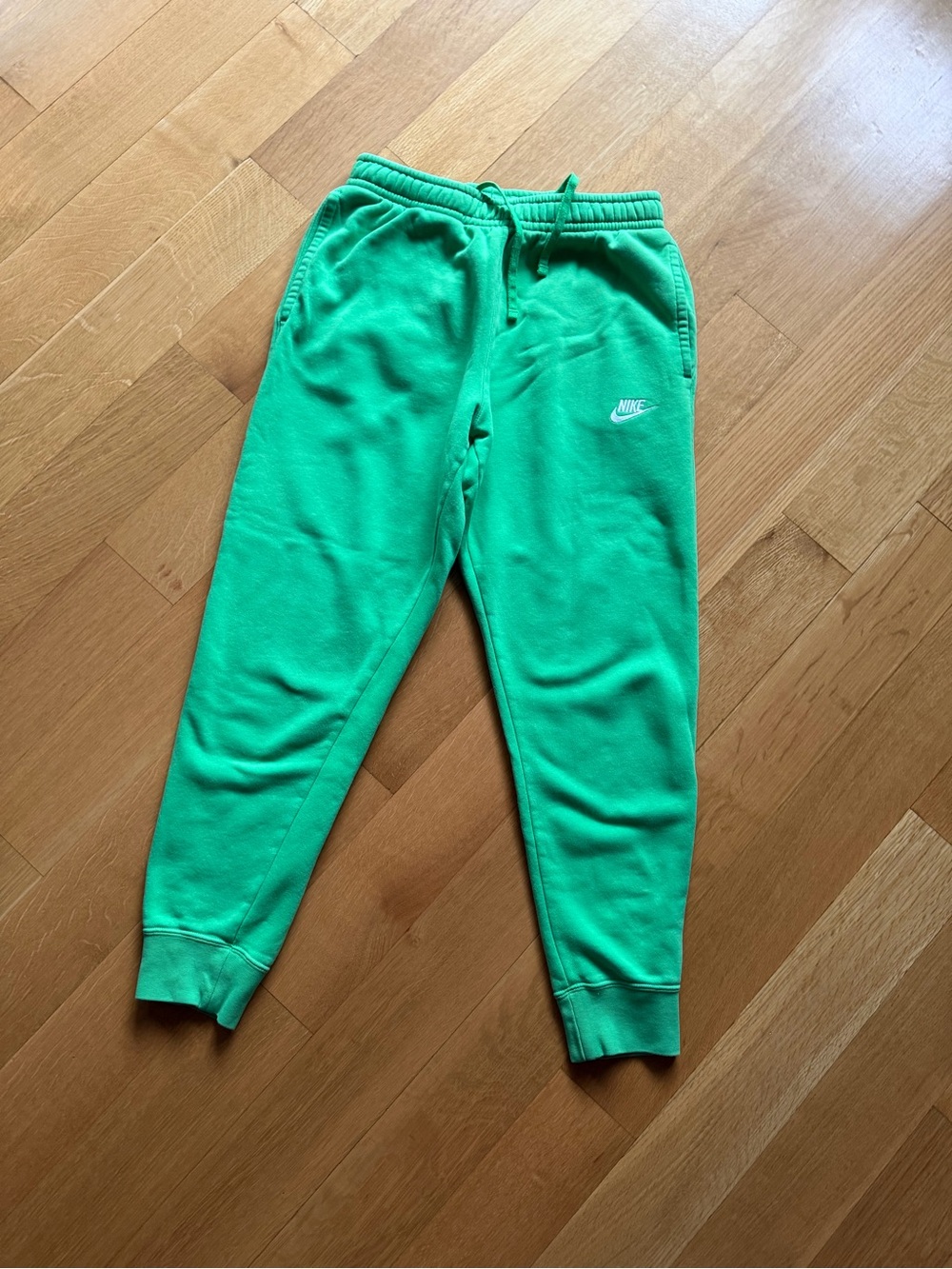 Nike Sportswear Club Fleece Green Joggers Sweatpants Small